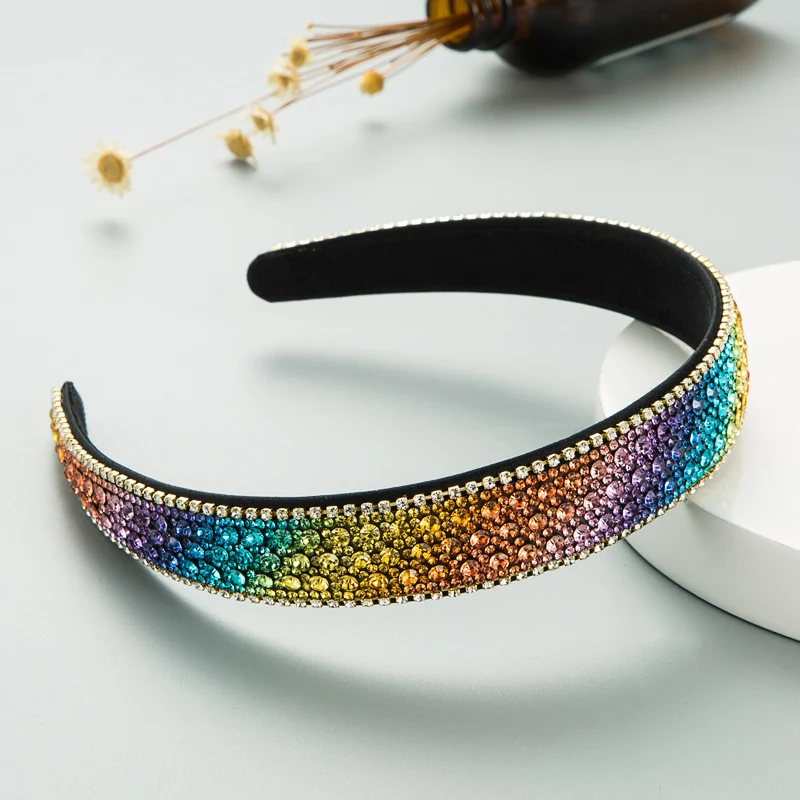 Tiara Feminina Antiderrapante com Diamantes Coloridos Acessório Simples para Cabelo, Conforto e Elegância para o Dia a Dia
