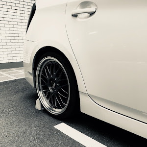 プリウス G's