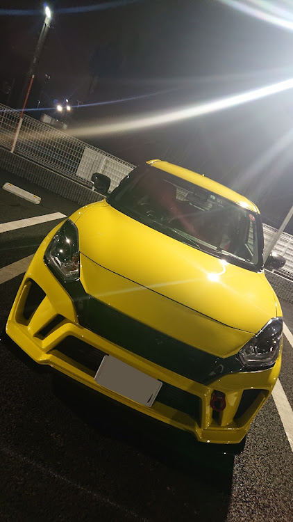 スイフトスポーツのTEIN EDFC PRO・車高調(　ﾟдﾟ)ﾎｽｨ…・MetabonZ コラボ・洗車は大事に関するカスタム事例の投稿画像2枚目