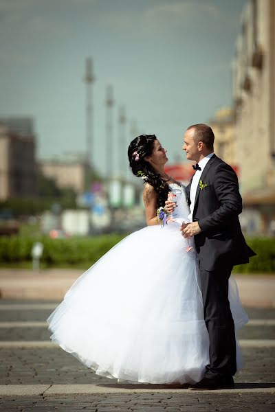 結婚式の写真家Sulaymon Mukhamedzhanov (sulol)。2014 8月27日の写真