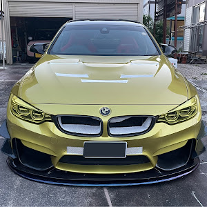 M4 クーペ