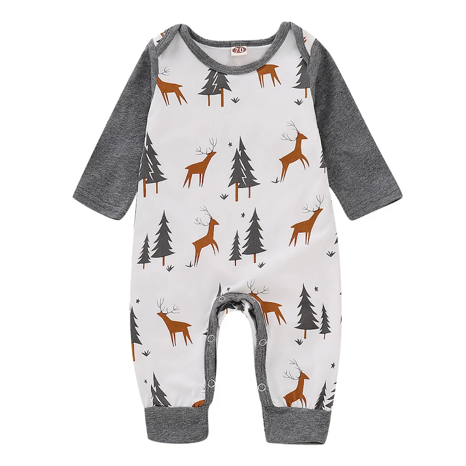 Deer Pine Tree Print Jumpsuit voor baby's en peuters, zacht en schattig, perfect om in te spelen en te ontdekken, een comfortabele outfit.