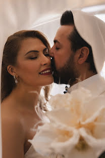 Wedding photographer Aleksandr Tikhomirov (alextixomirov). Photo of 24 December 2023