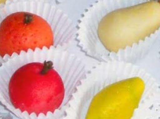 Marzipan fruit