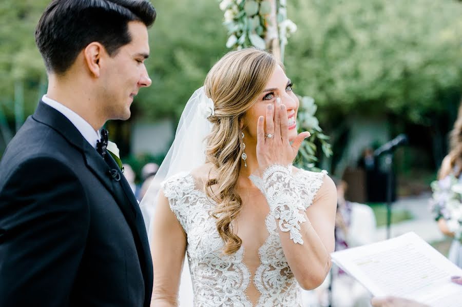 Düğün fotoğrafçısı Caroline Benusa (carolinelima). 3 Nisan 2019 fotoları