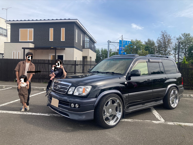 ランドクルーザーシグナスの今まで本当にありがとぉ😭・そしてようこそ我が家へ。に関するカスタム事例の投稿画像1枚目