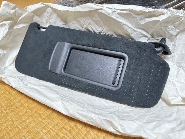 3シリーズ セダンのパワステリザーブタンク・内装custom・3月もよろしくお願いします・DIY・誰も気づかない拘り😂に関するカスタム事例の投稿画像4枚目