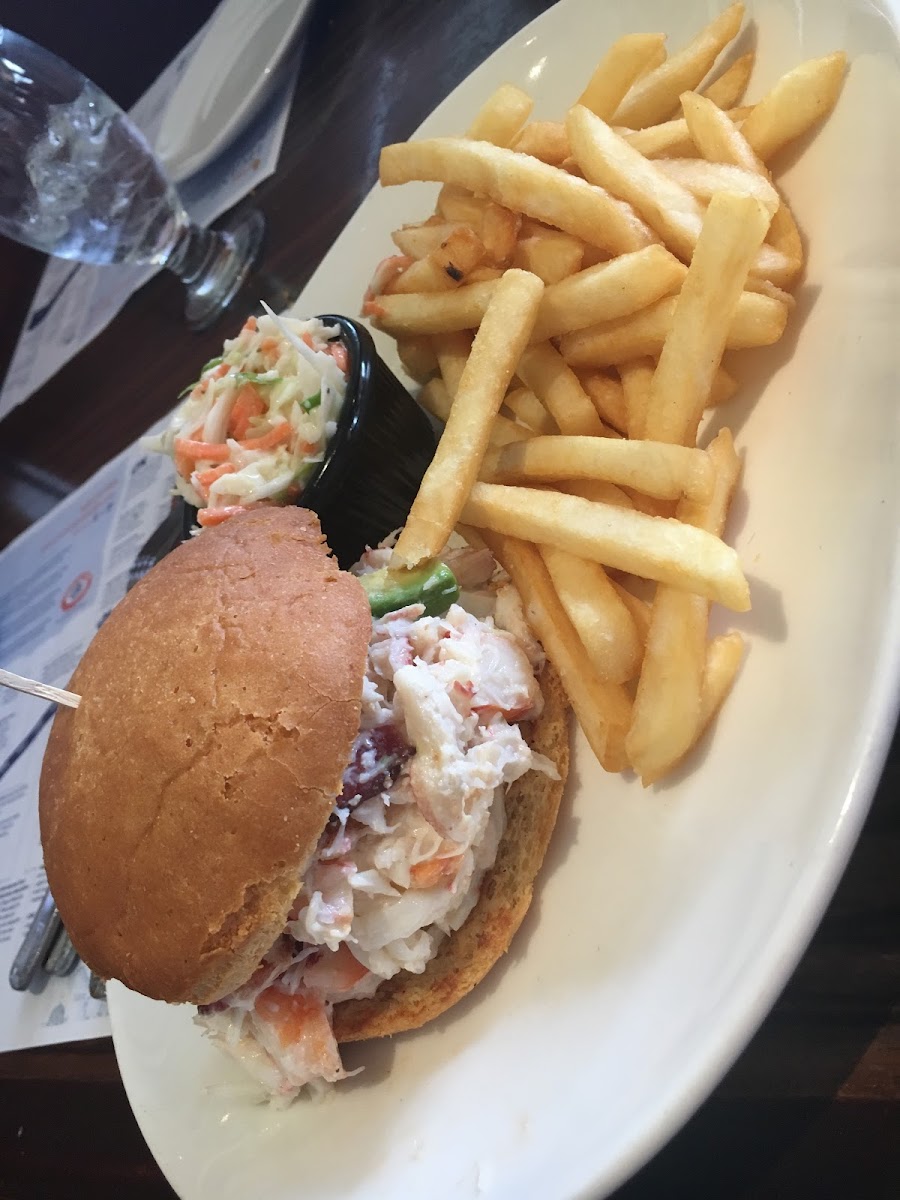 Delicious sea food sandwich! With crab, shrimp, and lobster!! All gluten free! Made in a separate kitchen and the chefs come out and talk to you. :)