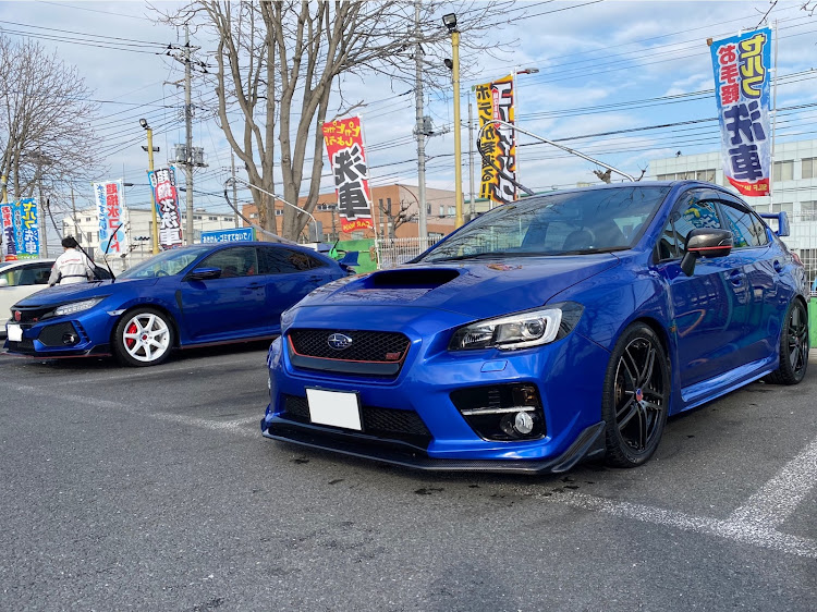 WRX STIのシビックタイプR・シビックタイプR FK8・青い車に関するカスタム事例の投稿画像1枚目