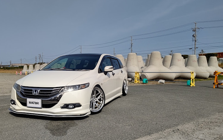 オデッセイの背景頼み・workwheels・cvx・消波ブロックに囲まれてに関するカスタム事例の投稿画像2枚目