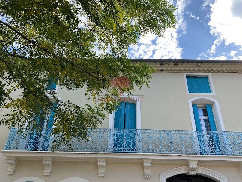 Vente maison 20 pièces 900 m² à Saint-Guilhem-le-Désert (34150), 450 000 €