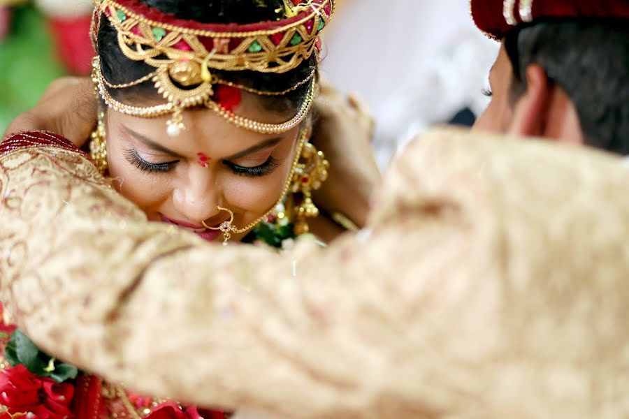 Fotógrafo de casamento Deepak Punjabi (deepakpunjabi). Foto de 9 de dezembro 2020