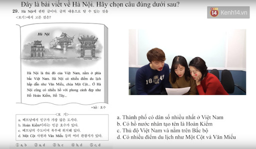 Một câu hỏi về thủ đô của Việt Nam đòi hỏi kiến thức về địa lý. Nếu là bạn thì bạn chọn đáp án nào?