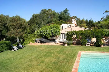 villa à Saint-Tropez (83)