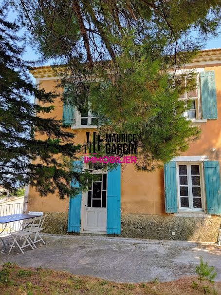 Vente maison 5 pièces 142 m² à Gigondas (84190), 270 000 €