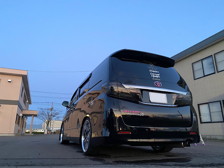 ヴェルファイアの輪止めビビリーズ・BROS・夕陽と愛車・会社で洗車・時間が欲しいに関するカスタム事例の投稿画像2枚目