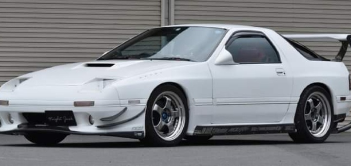 RX-7のみんなのエアロ見てみたい・桜に関するカスタム事例の投稿画像4枚目
