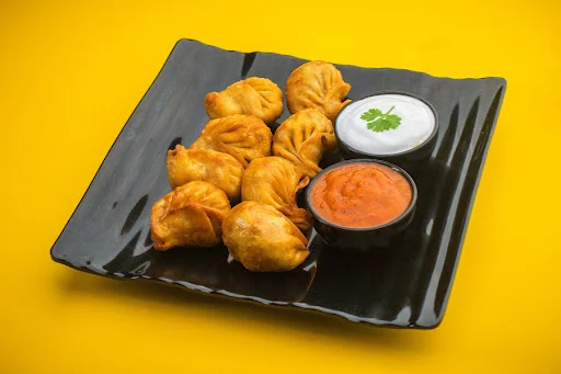 Chicken Tikka Crispy Fried Momos