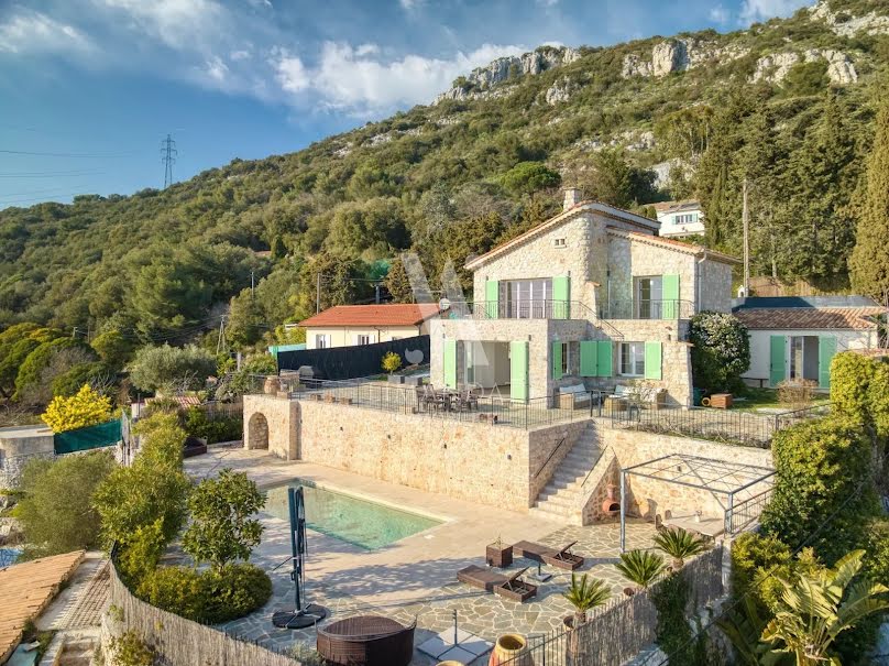 Vente villa 5 pièces 130 m² à La Turbie (06320), 1 800 000 €