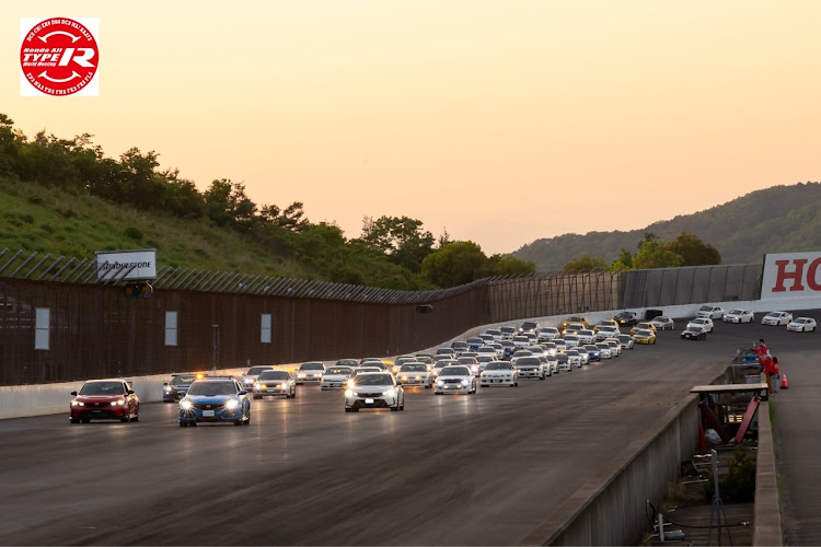 シビックタイプRのHonda All Type R World Meeting 2024に関するカスタム事例の投稿画像4枚目