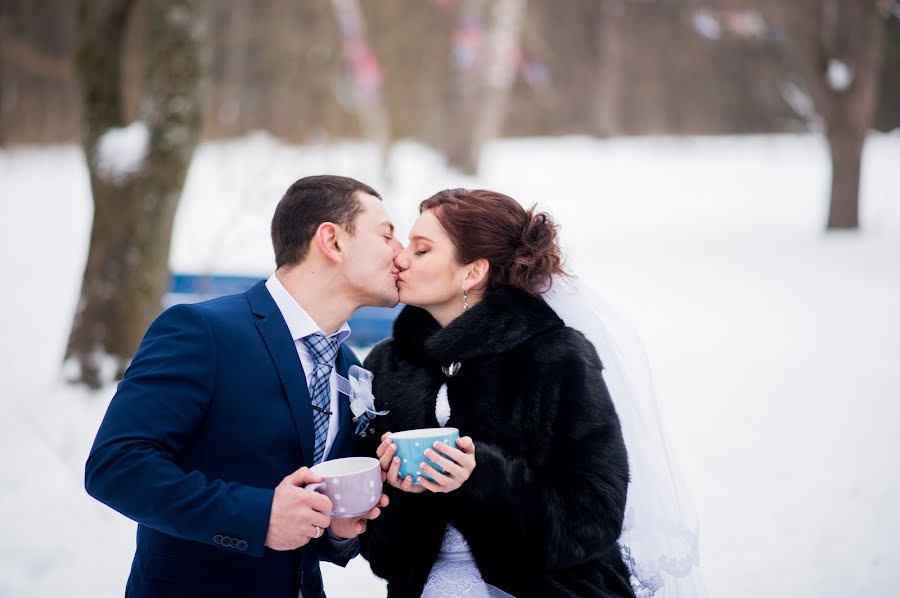 Photographe de mariage Olga Kharskaya (bezga767). Photo du 19 janvier 2016