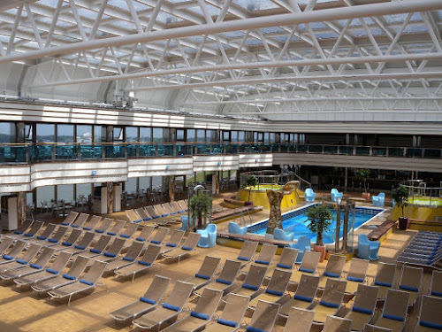 Piscine sur bateau de croisière