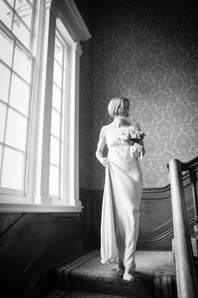 Wedding photographer Pippa Heath (pippaheath). Photo of 2 July 2019