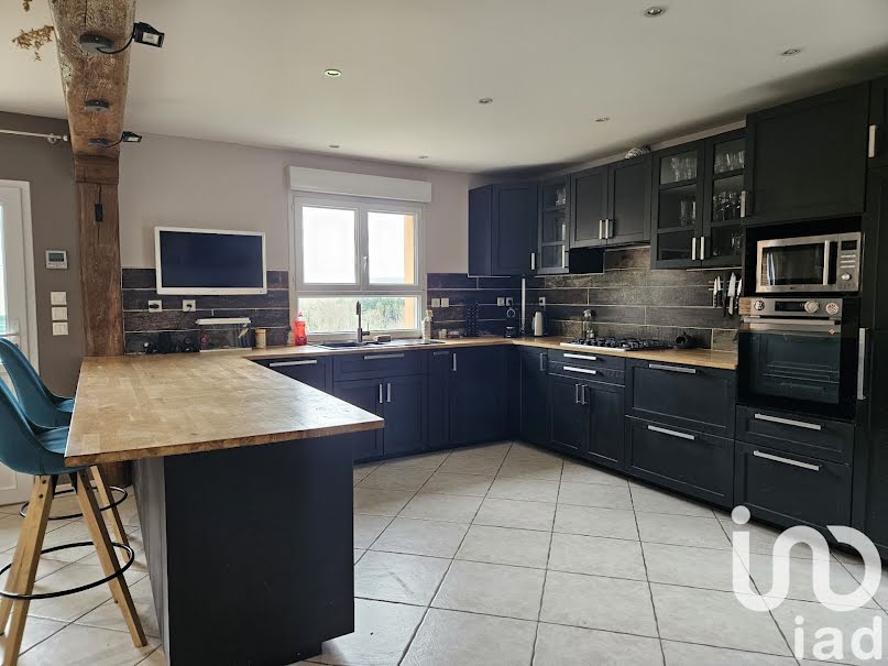 Vente maison 6 pièces 171 m² à Cherisy (28500), 374 000 €