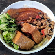 一甲子餐飲 - 祖師廟焢肉飯、刈包