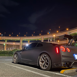 NISSAN GT-R R35