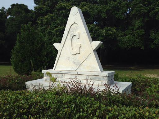 Free Masons Monument