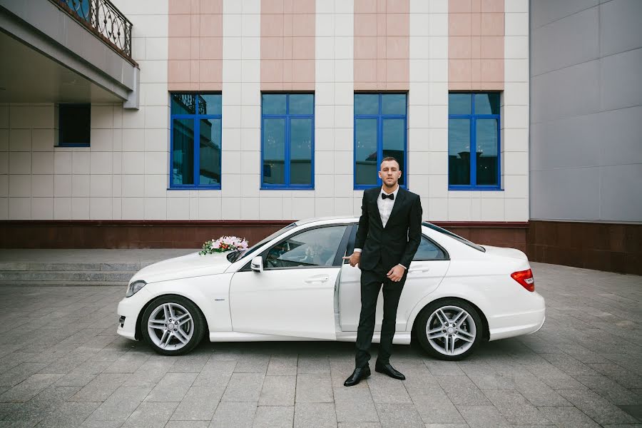 Fotógrafo de bodas Mikhail Yarkeev (michel57). Foto del 19 de enero 2016