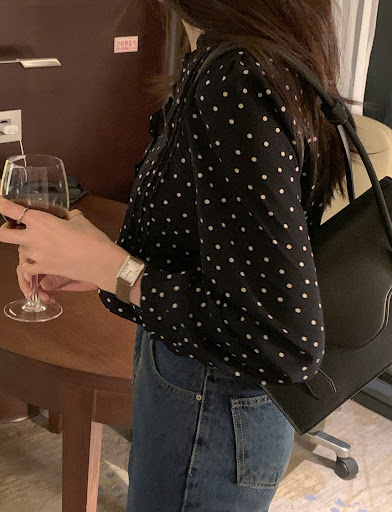 Title 18, Polka Dot Gentle All-match Shirt