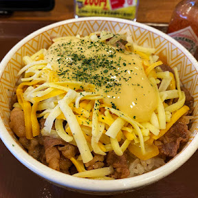 【究極グルメ】すき家のチーズ牛丼が激しくウマイのでござる！ 三種のチーズ牛丼で「オウフ！」と衝撃