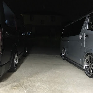 ハイエースバン