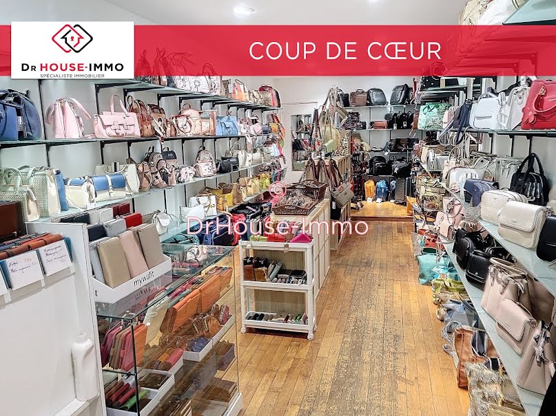 Vente locaux professionnels 5 pièces 80 m² à Lons-le-Saunier (39000), 73 500 €