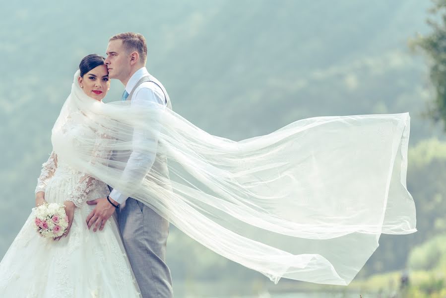 Fotógrafo de bodas Aleksandar Stojanovic (stalexphotograp). Foto del 12 de diciembre 2018