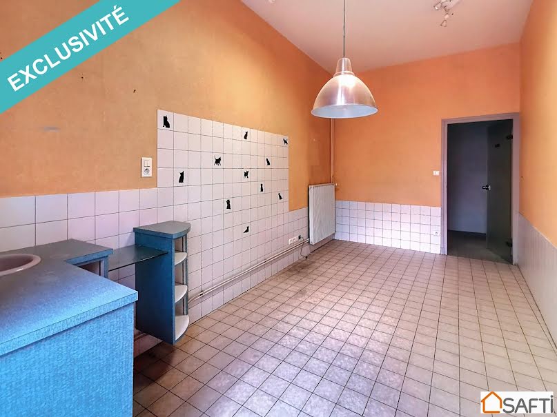 Vente appartement 7 pièces 125 m² à La Côte-Saint-André (38260), 115 000 €