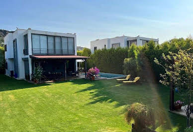 Villa with terrace 4