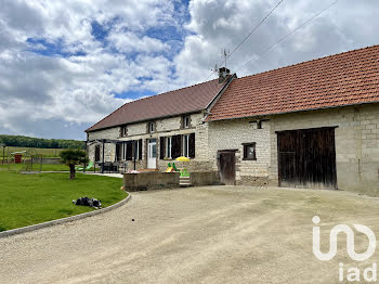 maison à Eaux-Puiseaux (10)