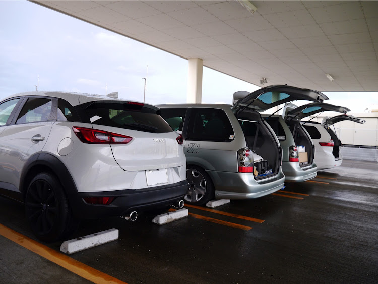 CX-3の医療関係者に感謝します🙇‍♂️⤵️・コロナウィルス終息を願う・セラミックメタリック・剥ぎ取りオフ・音が変ですねに関するカスタム事例の投稿画像1枚目