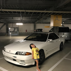 スカイライン R32