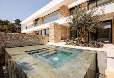 Villa with pool 5