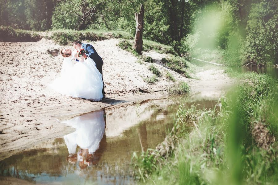 Fotógrafo de casamento Natali Zelenova (natalizelenova). Foto de 10 de junho 2017