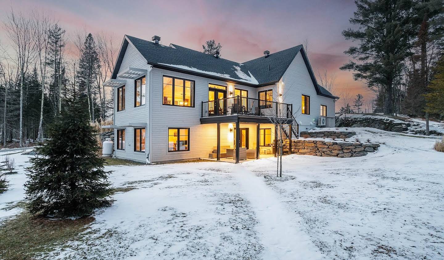 Maison avec jardin et terrasse Lac-Brome