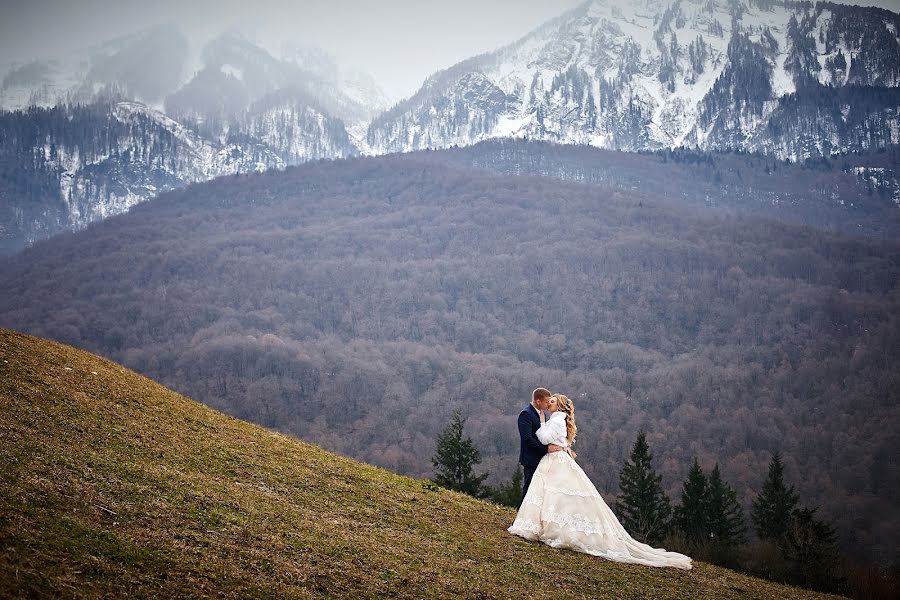 Fotógrafo de bodas Lyuda Makarova (makaroval). Foto del 13 de abril 2019