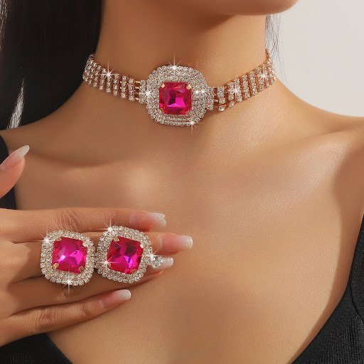 Title 18, Exaggerated Square Geometric Multi-layer Neckla...