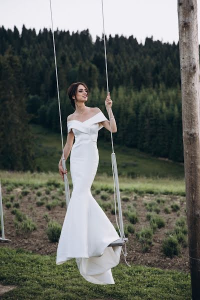 Wedding photographer Vitalik Nosenko (vitalroach). Photo of 4 March 2021