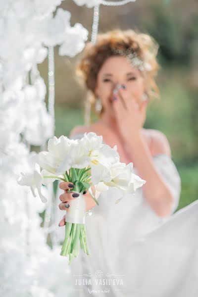 Fotógrafo de casamento Yuliya Vasileva (crimeanphoto). Foto de 31 de maio 2019