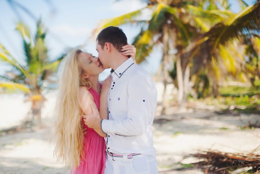 Photographe de mariage Natasha Fedorova (fevana). Photo du 24 mars 2014